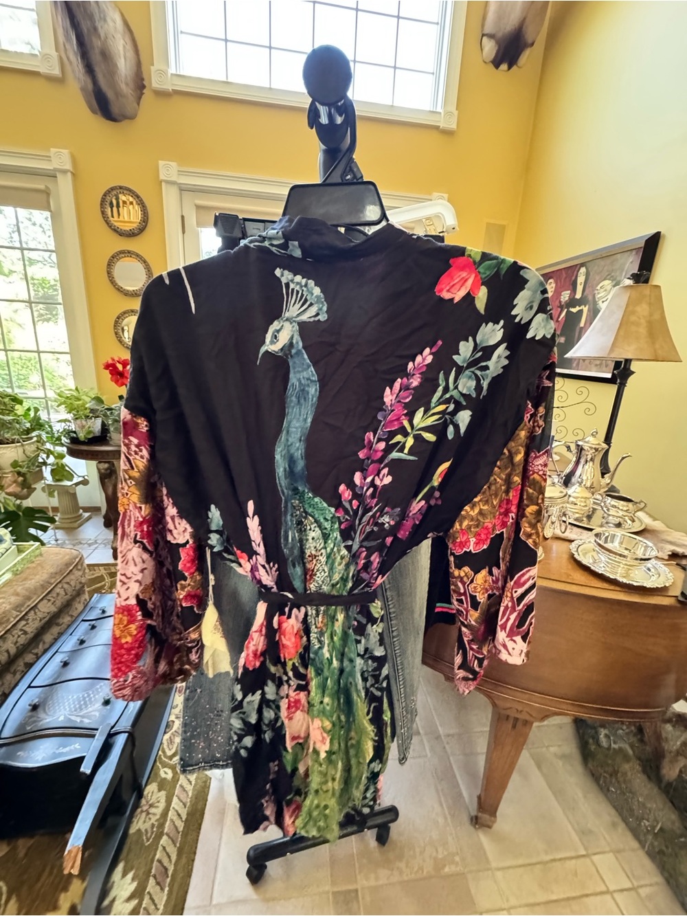 Aratta Black Velvet Kimono Robe with Pink & Green Peacock Print - Picture 6 of 6